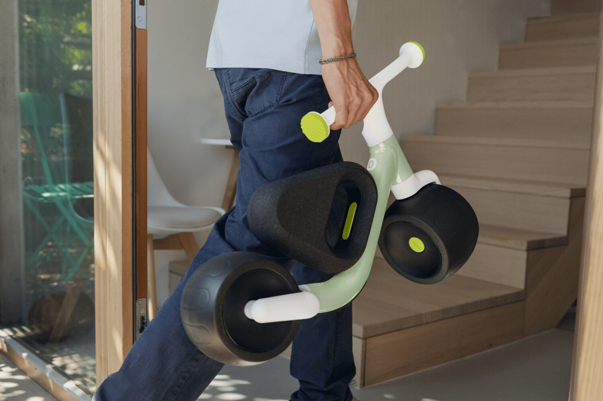 The only self-balancing bike. For kids aged 9-36 months and helps safely develop early motor skills.